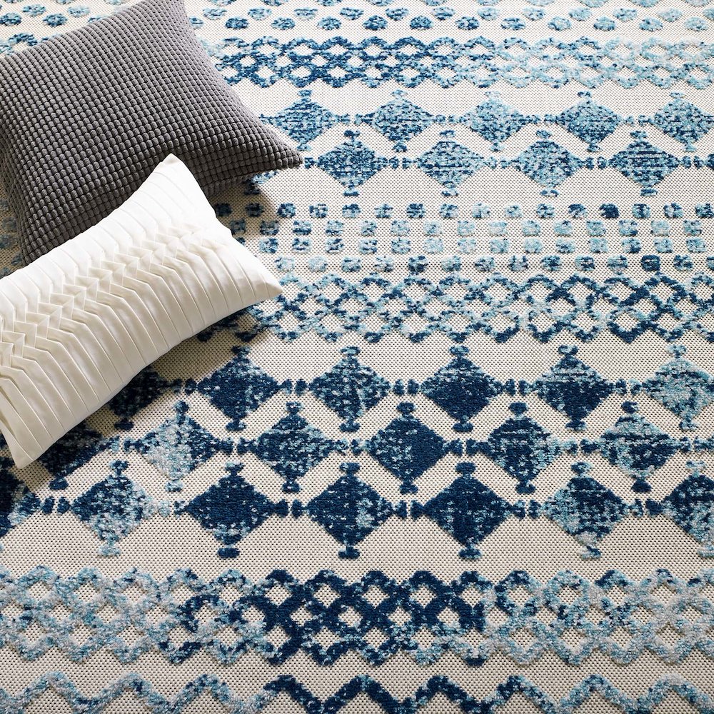 Reflect Giada Abstract Diamond Moroccan Trellis 8x10 Indoor/Outdoor Area Rug