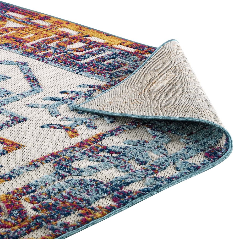 Nyssa Distressed Geometric Southwestern Aztec 5x8 Indoor/Outdoor Area Rug
