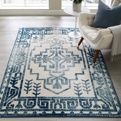 Nyssa Distressed Geometric Southwestern Aztec 5x8 Indoor/Outdoor Area Rug