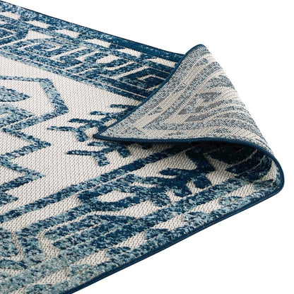 Nyssa Distressed Geometric Southwestern Aztec 8x10 Indoor/Outdoor Area Rug