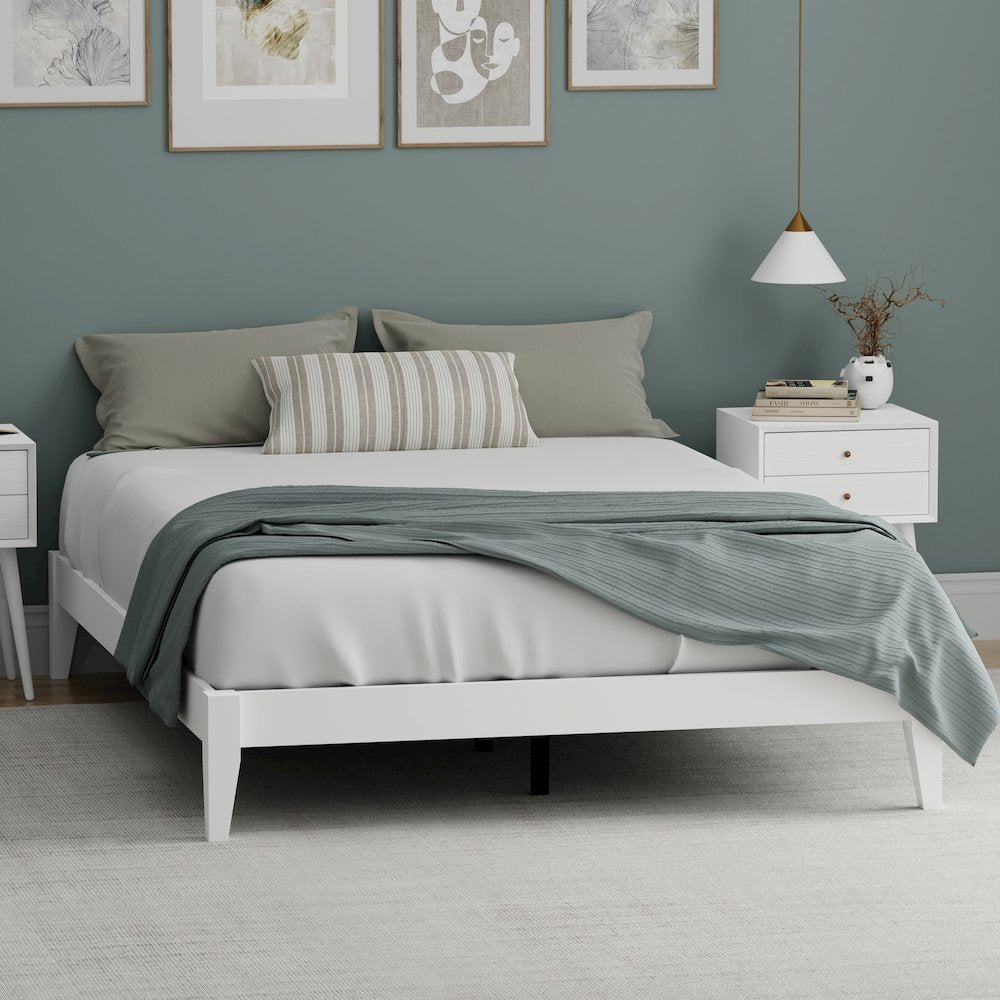 Serene Farmhouse Style Queen Wood Bed Frame - White
