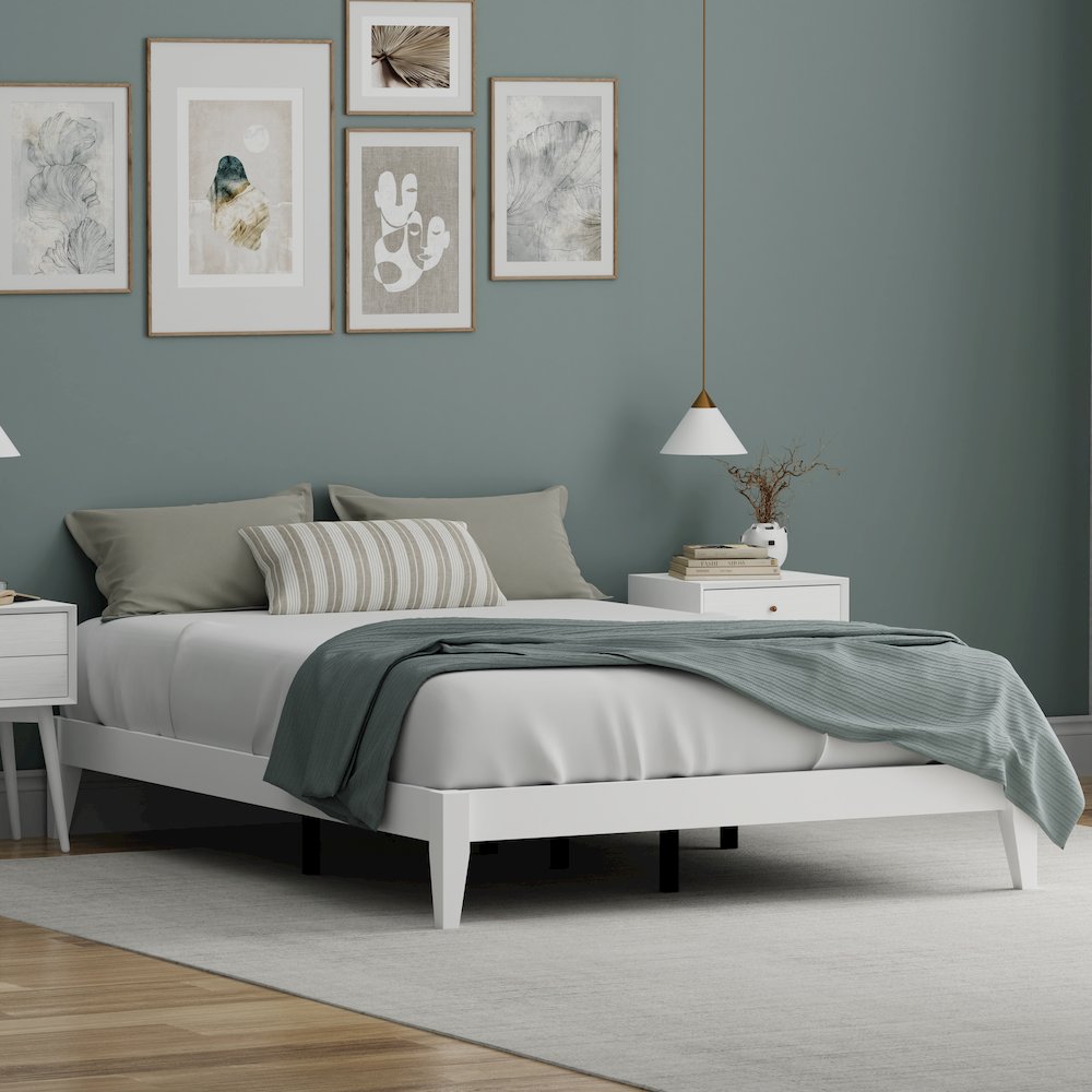 Serene Farmhouse Style Queen Wood Bed Frame - White