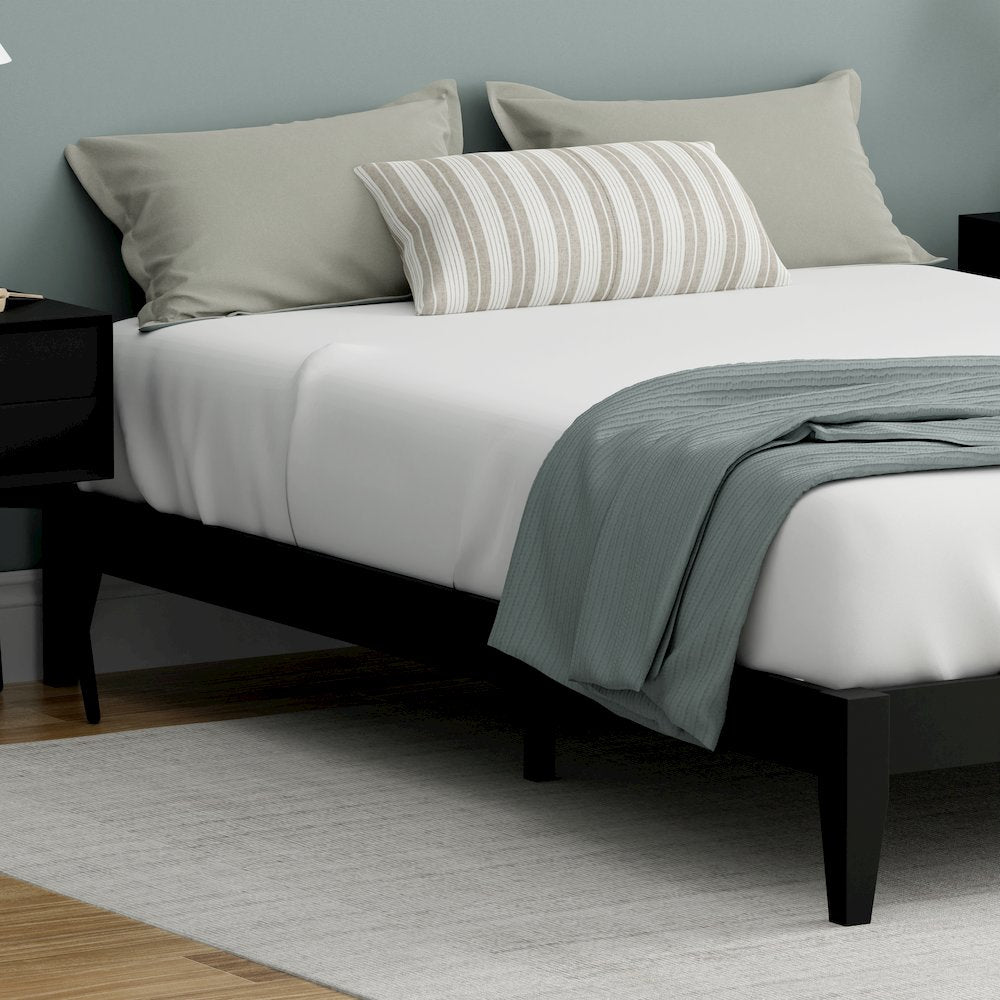 Serene Farmhouse StyleQueen Wood Bed Frame - Black