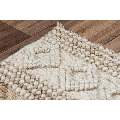 Hand Woven Flat Weave Pile Wool/ Polyester Rug, 5' x 7'6"