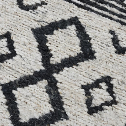 5' x 8' Hand-Woven Rectangle Rug