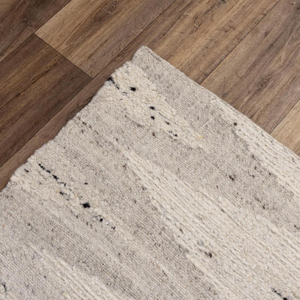 5' x 8' Hand-Woven Rectangle Rug