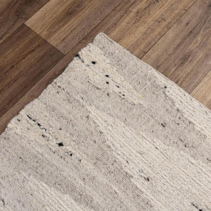 5' x 8' Hand-Woven Rectangle Rug