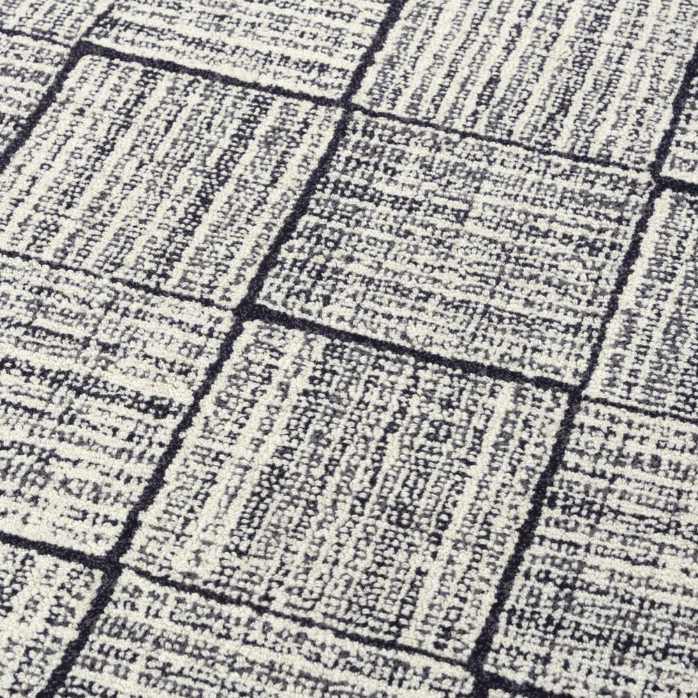 Hand Tufted Cut Pile Wool Rug, 5' x 7'6"