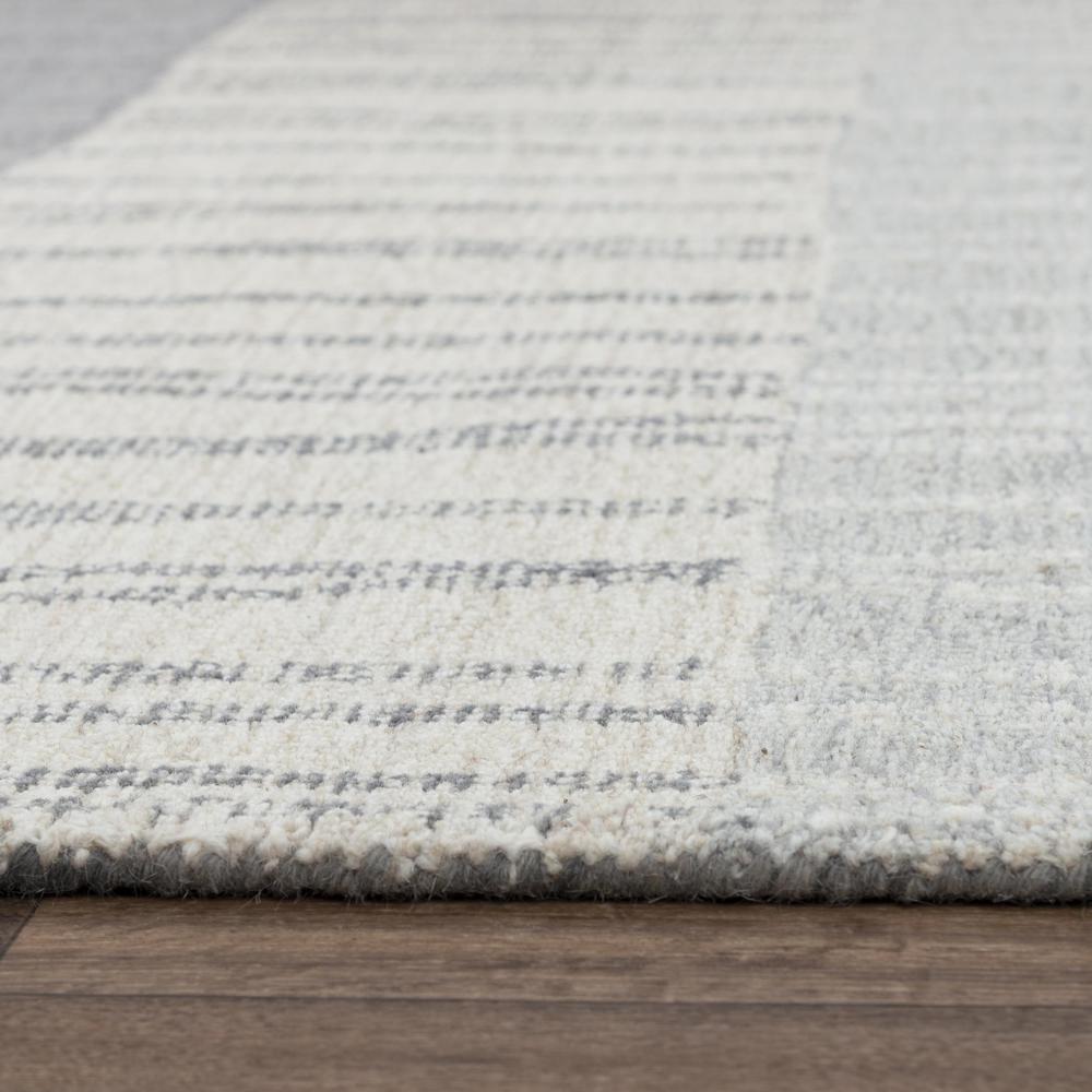 Hand Tufted Cut Pile Wool Rug, 5' x 7'6"