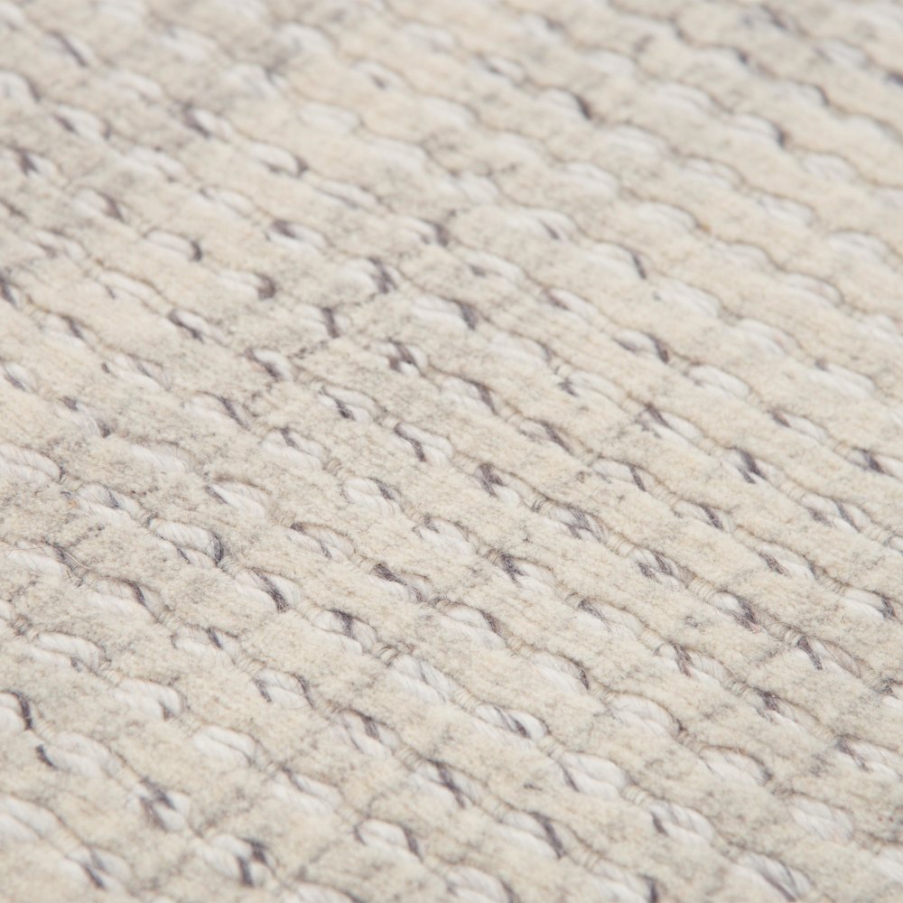 Hand Loomed Cut & Loop Pile Wool/ Polyester Rug, 5' x 7'6"