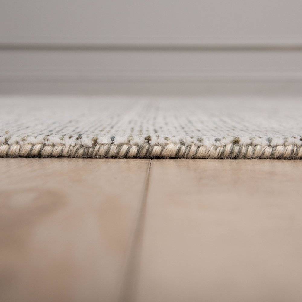 5' x 7'9" Loop Pile Hand Loomed Rug