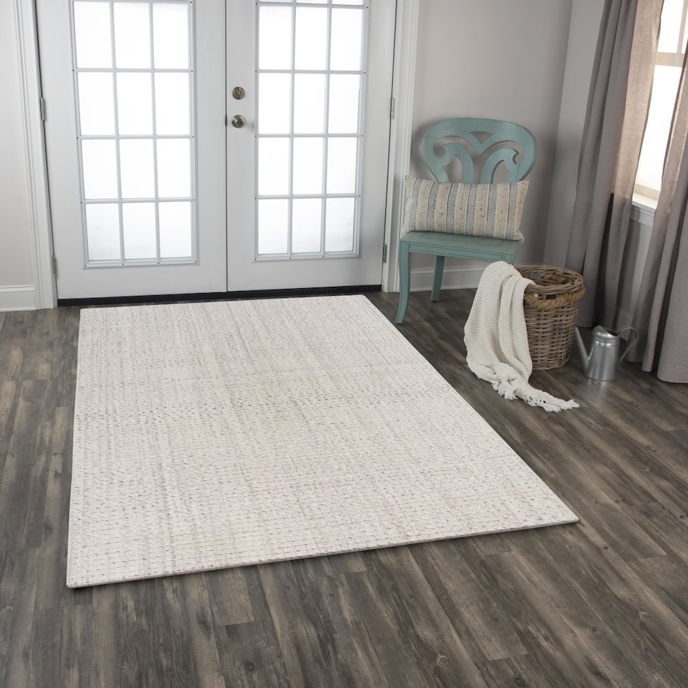 Hand Loomed Cut & Loop Pile Wool/ Polyester Rug, 7'6" x 9'6"