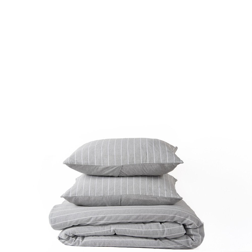 Transitional  106" x 92" Comforter