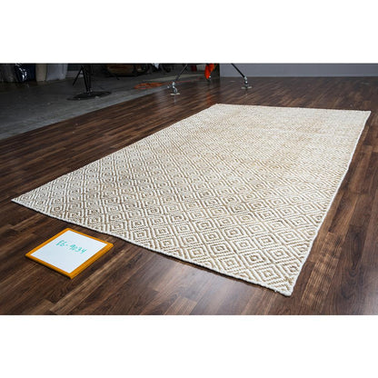 5' x 8' Hand-Woven Rectangle Rug
