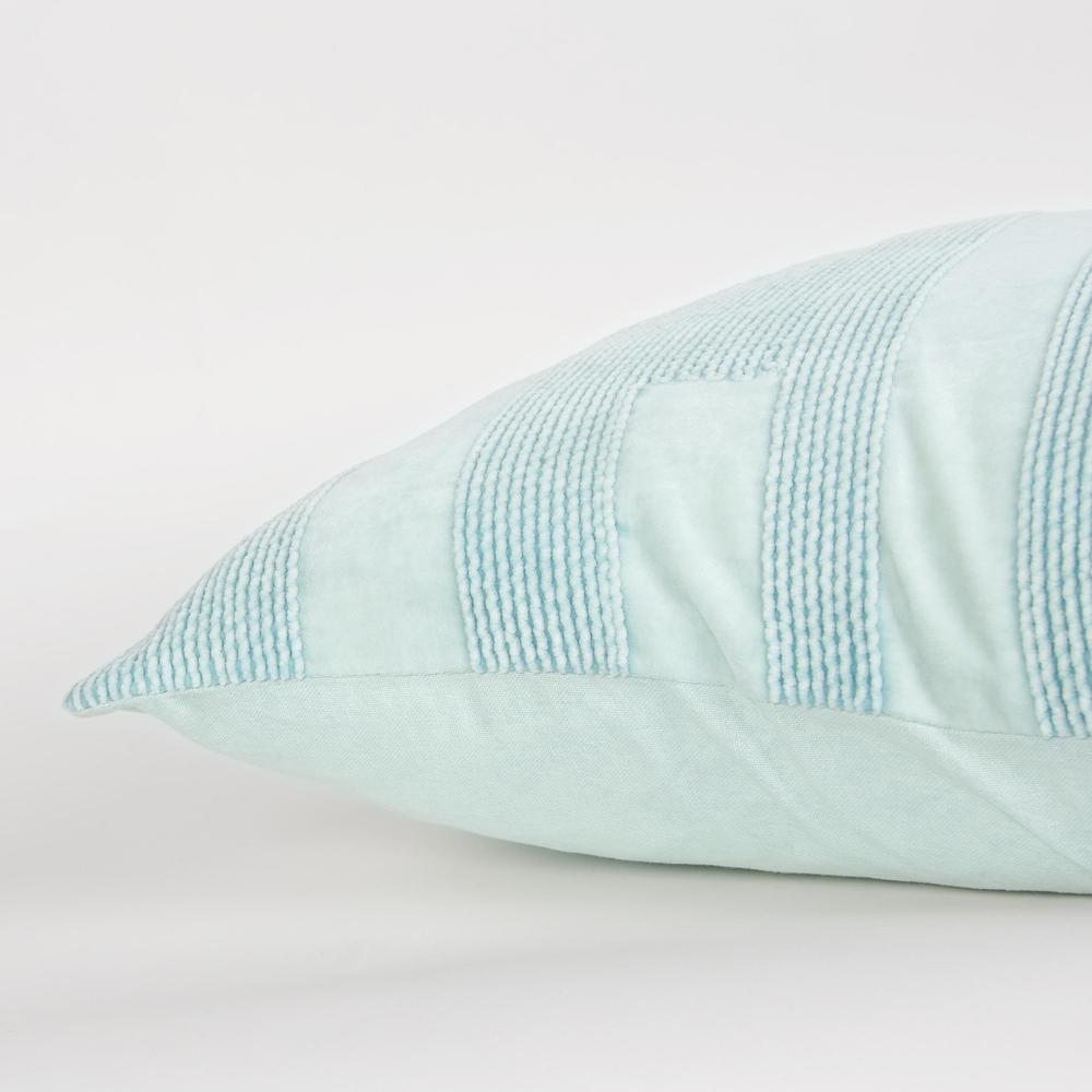 20" x 20" Down Filled Pillow