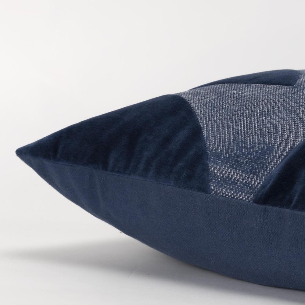 20" x 20" Down Filled Pillow