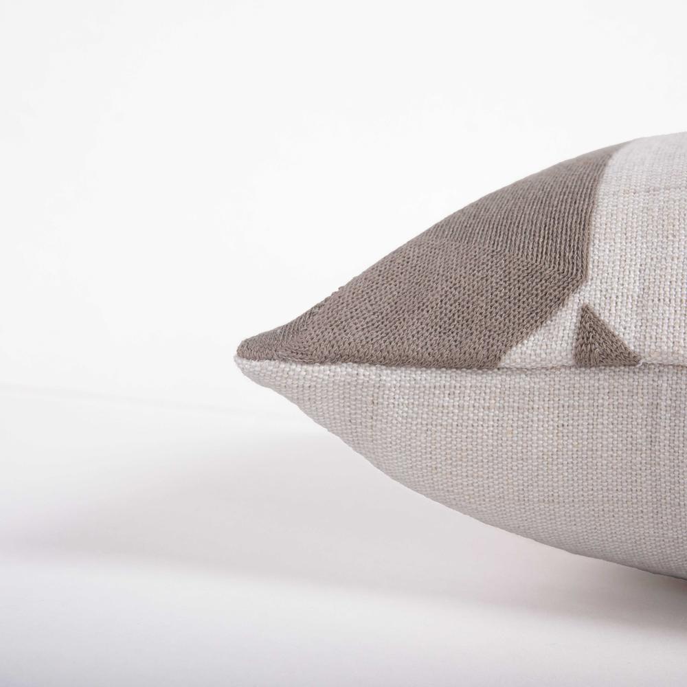18" x 18" Down Filled Pillow