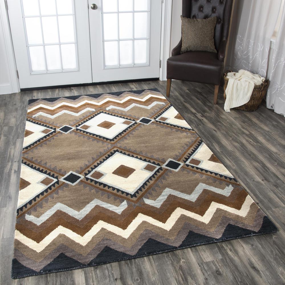 Hand Tufted Cut Pile Wool Rug, 5' x 8'