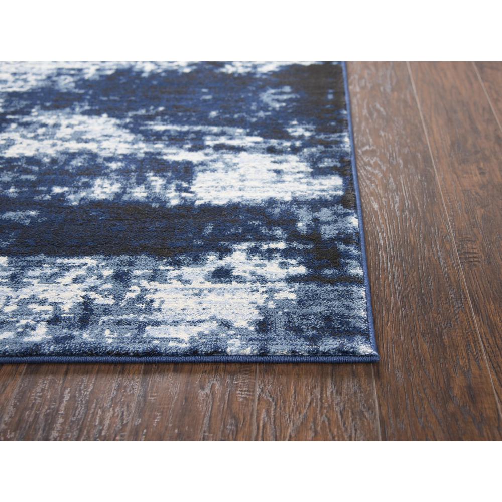 5' x 8' Machine-Made Rectangle Rug