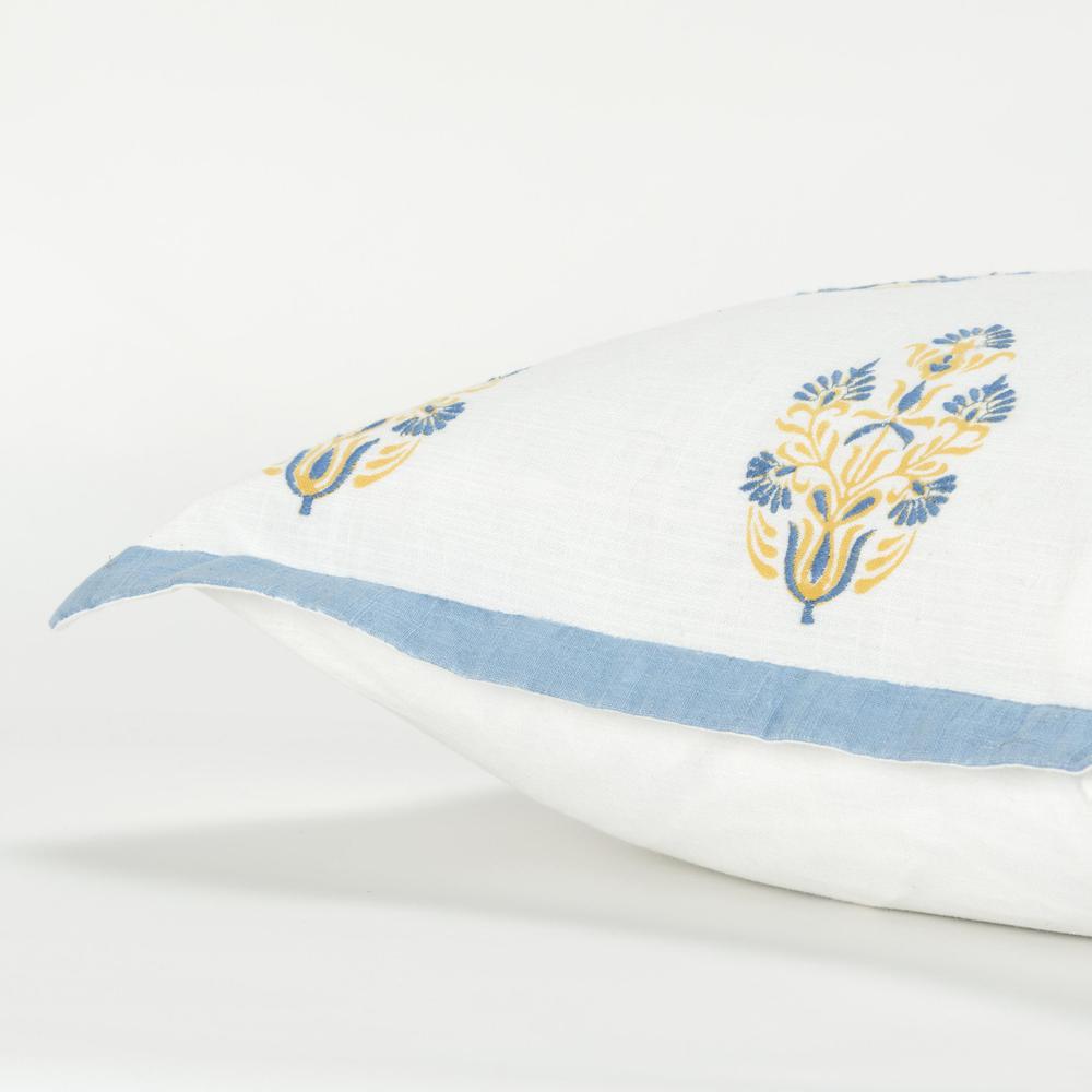 18" x 18" Poly Filled Pillow