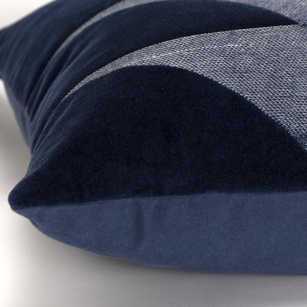 20" x 20" Down Filled Pillow