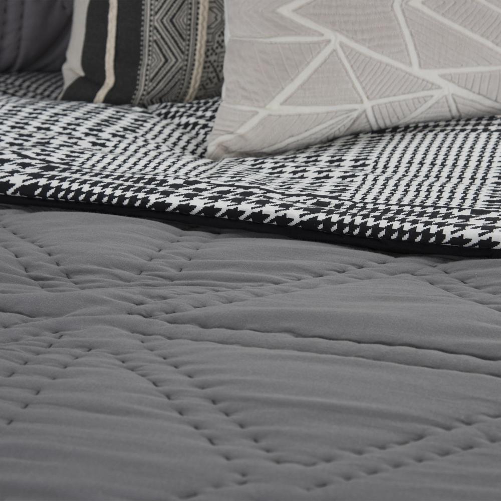 106" x 92" Quilt
