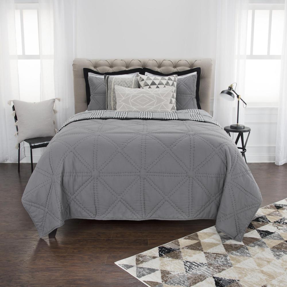 106" x 92" Quilt