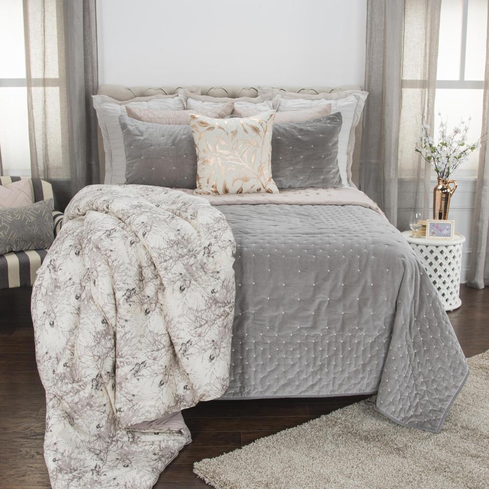 106" x 92" Quilt