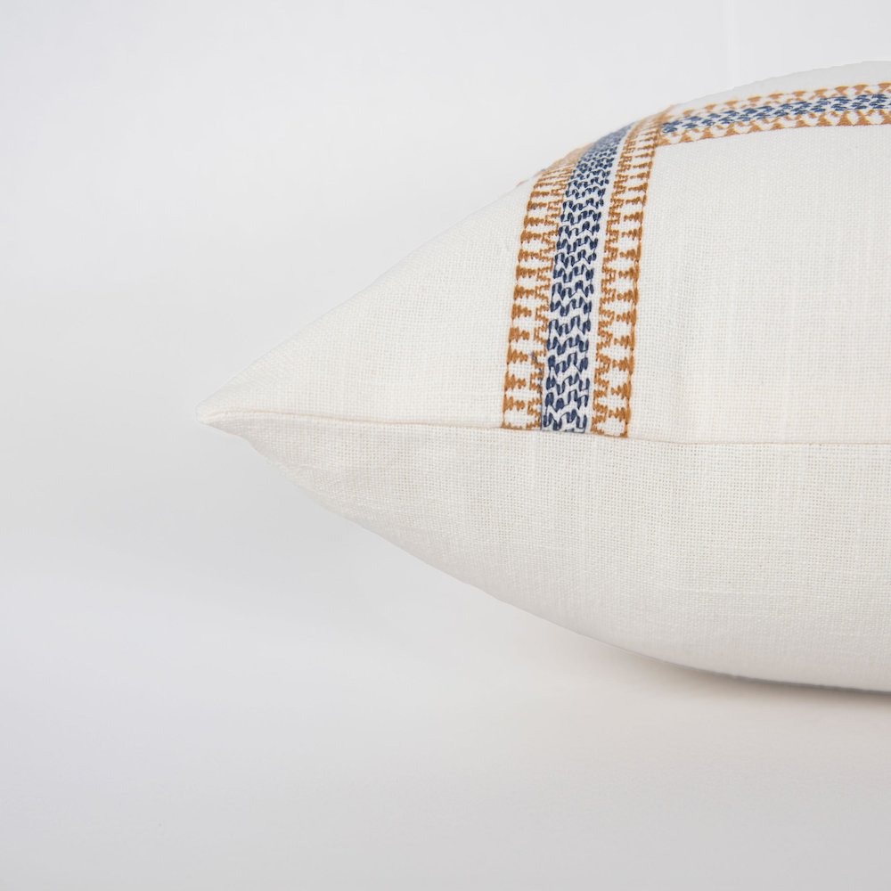 Transitional 20" x 20" Pillow Cover