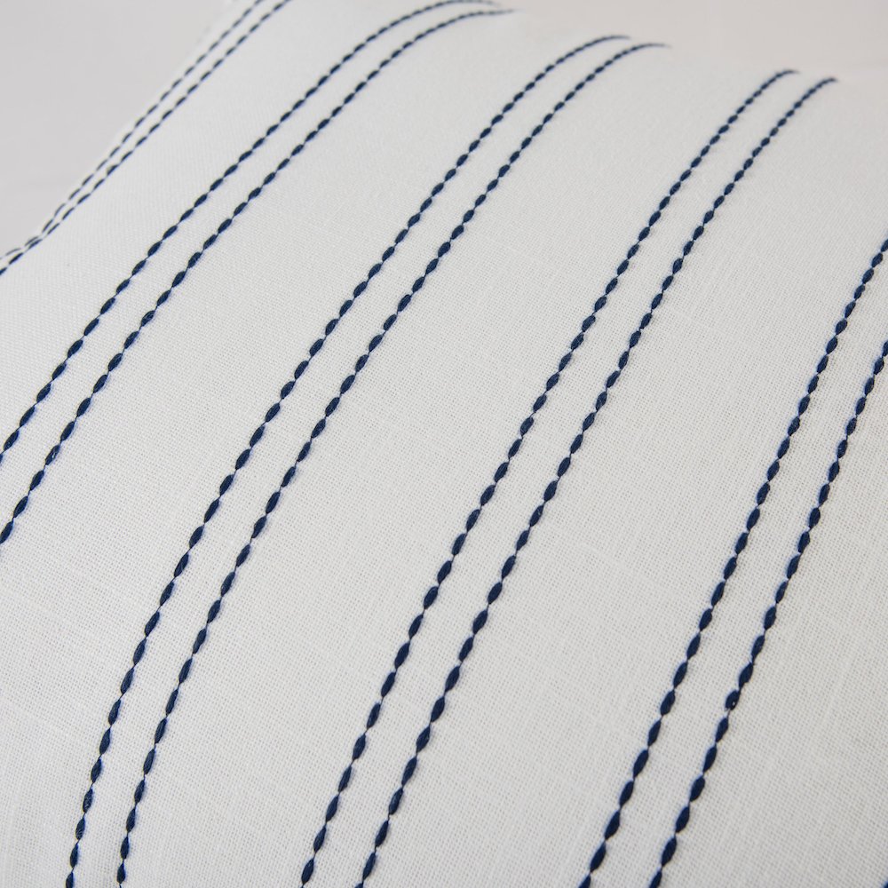 Transitional 20" x 20" Pillow Cover