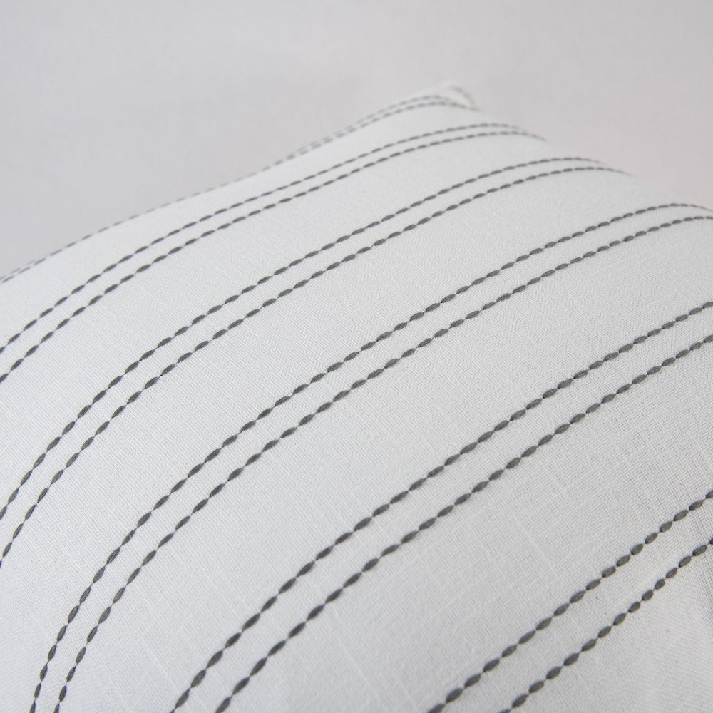 Transitional 20" x 20" Pillow Cover