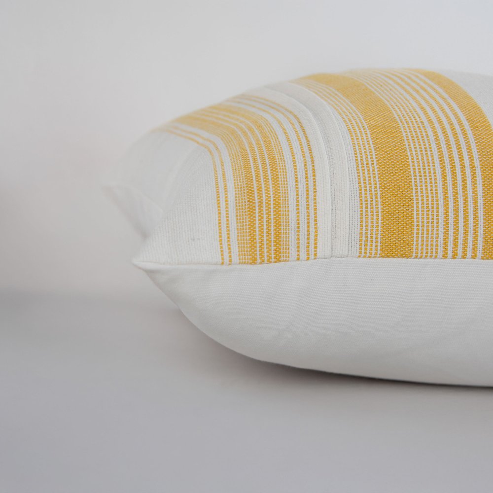 Traditional 20" x 20" Pillow Cover