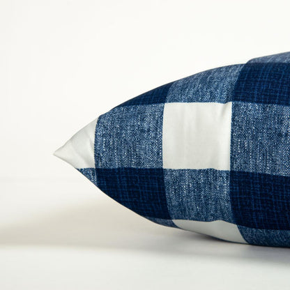 22" x 22" Indoor/ Outdoor Pillow