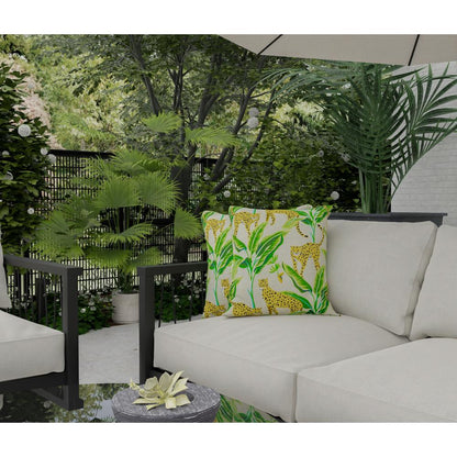 22" x 22" Indoor/ Outdoor Pillow