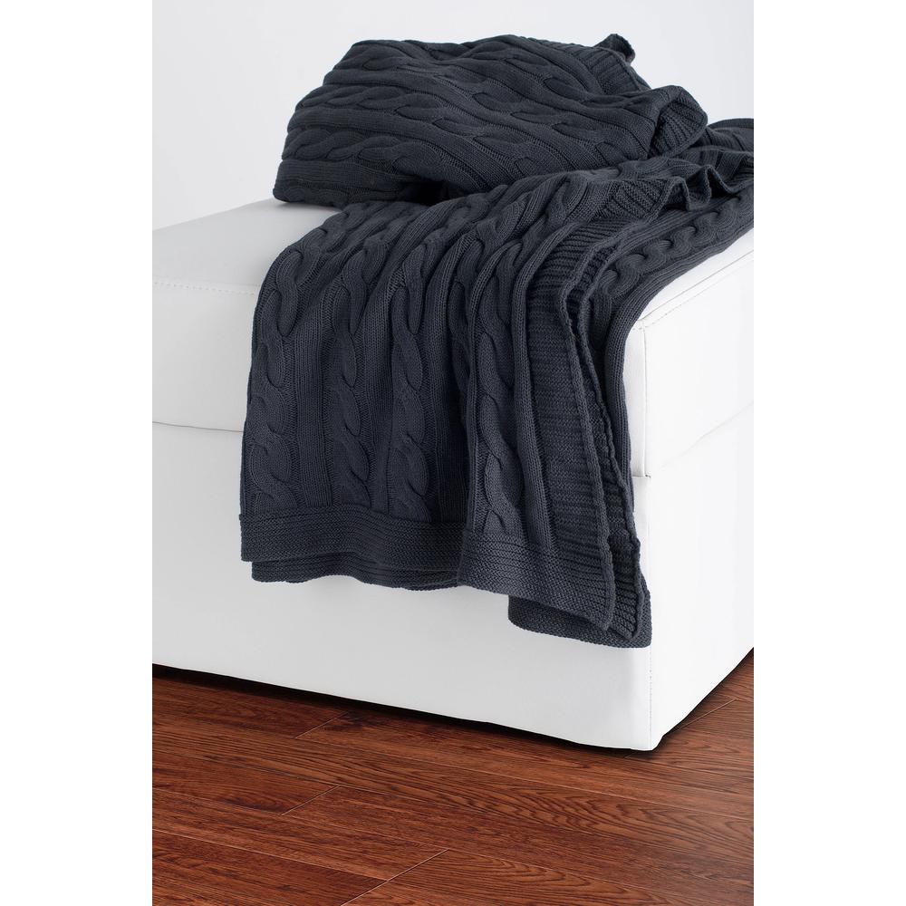 Rizzy Home 50" x 60" Throw- TH0147
