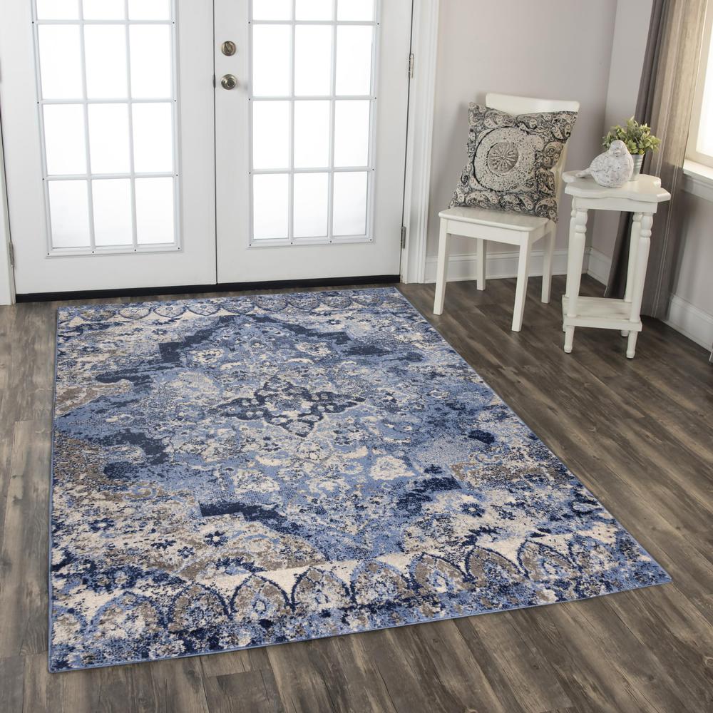 2' x 8' Machine-Made Rectangle Runner