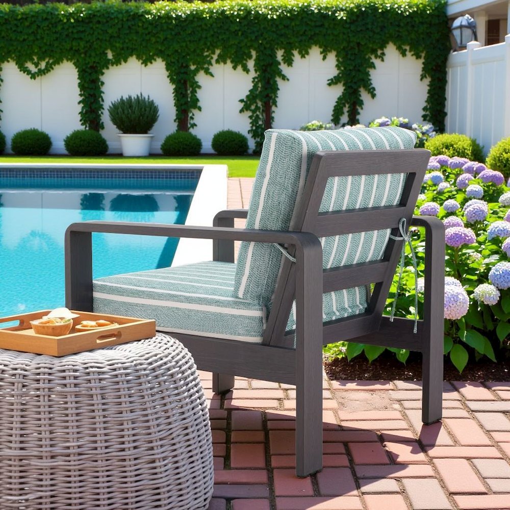 Green Aluminum Outdoor Chair, Modern Patio Seating for Garden or Deck