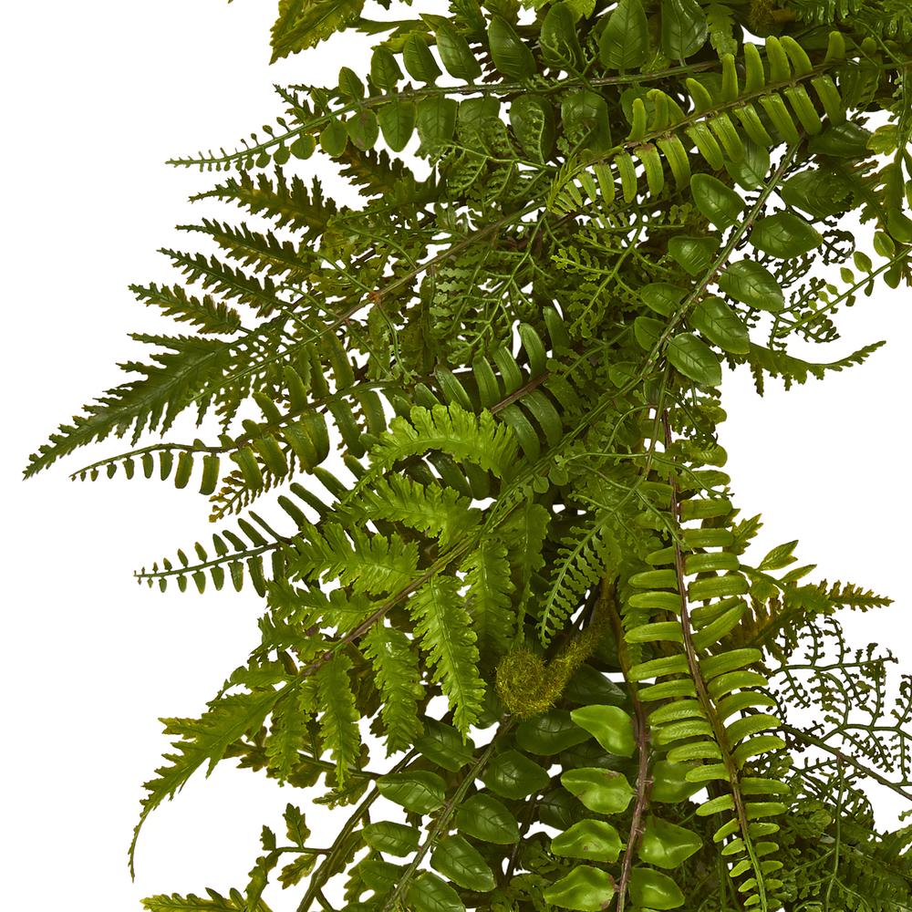 24in. Mixed Fern Artificial Wreath