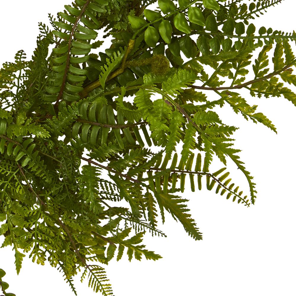 24in. Mixed Fern Artificial Wreath