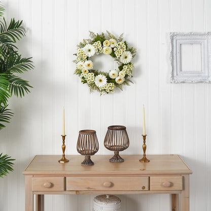 24in. Mixed Daisies and Ranunculus Wreath