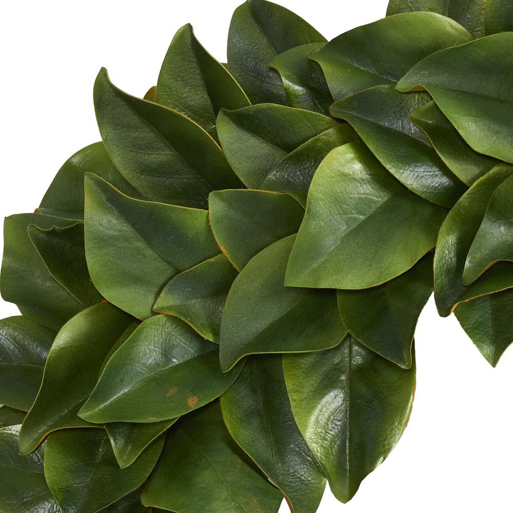 30in. Magnolia Artificial Wreath
