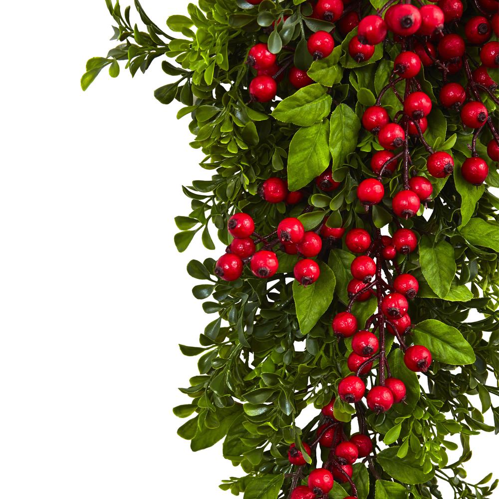 26in. Berry Boxwood Teardrop