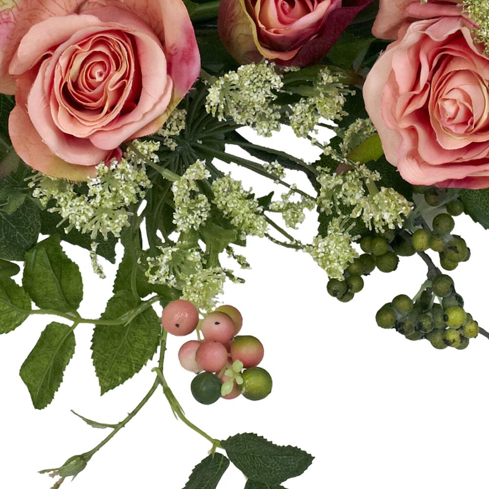 20in. Rose Wreath