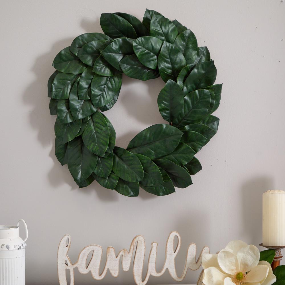 24in. Magnolia Leaf Wreath