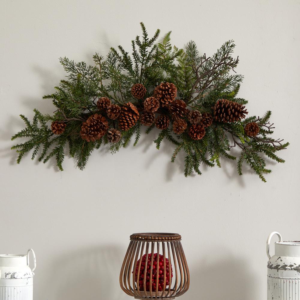 30in. Pine & Pinecone Swag