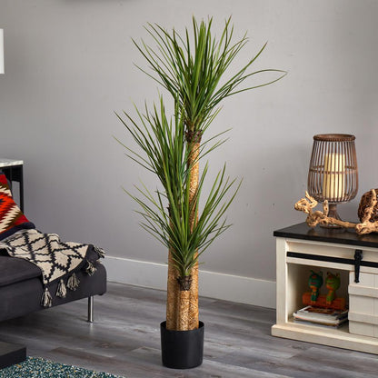 58.5in. Yucca Silk Tree