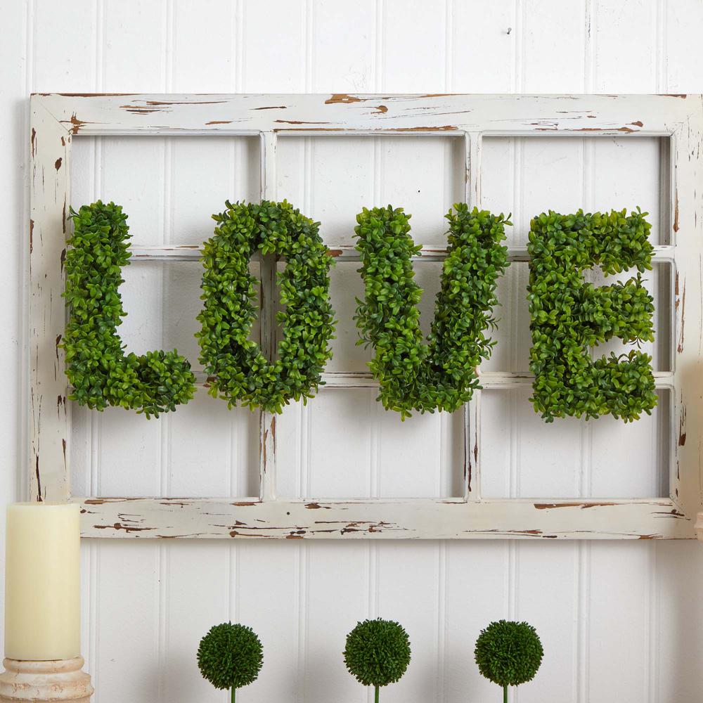 LOVE Boxwood Artificial Wall Decoration (Indoor/Outdoor)