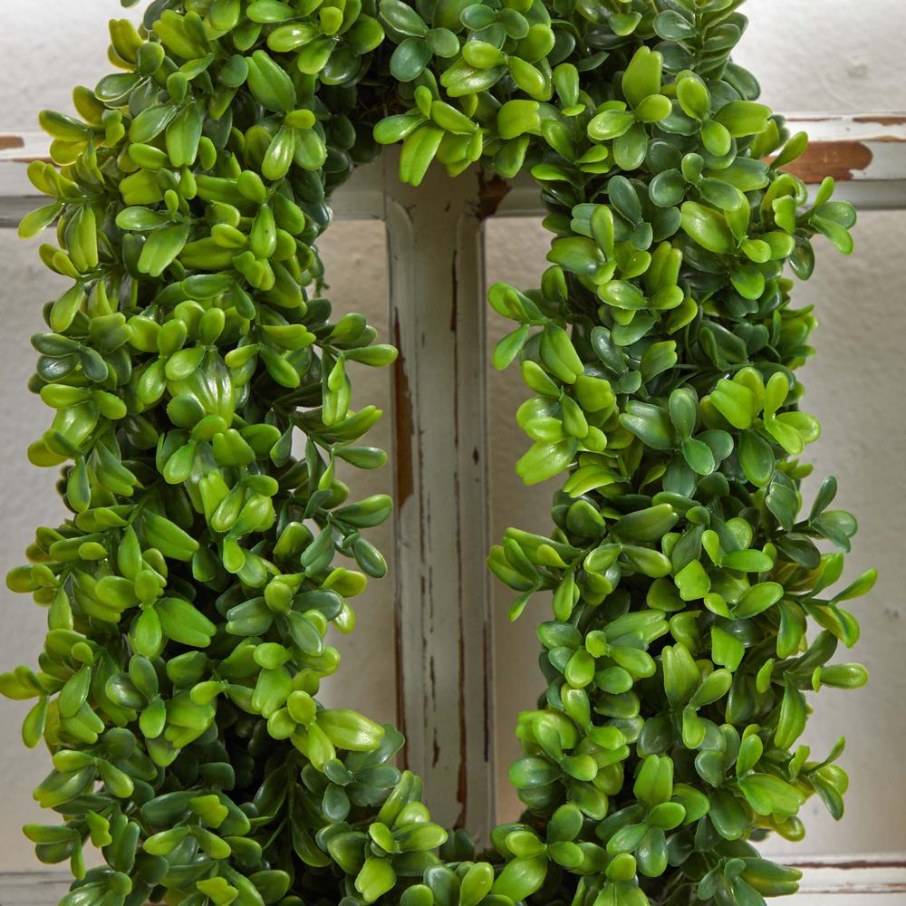 LOVE Boxwood Artificial Wall Decoration (Indoor/Outdoor)