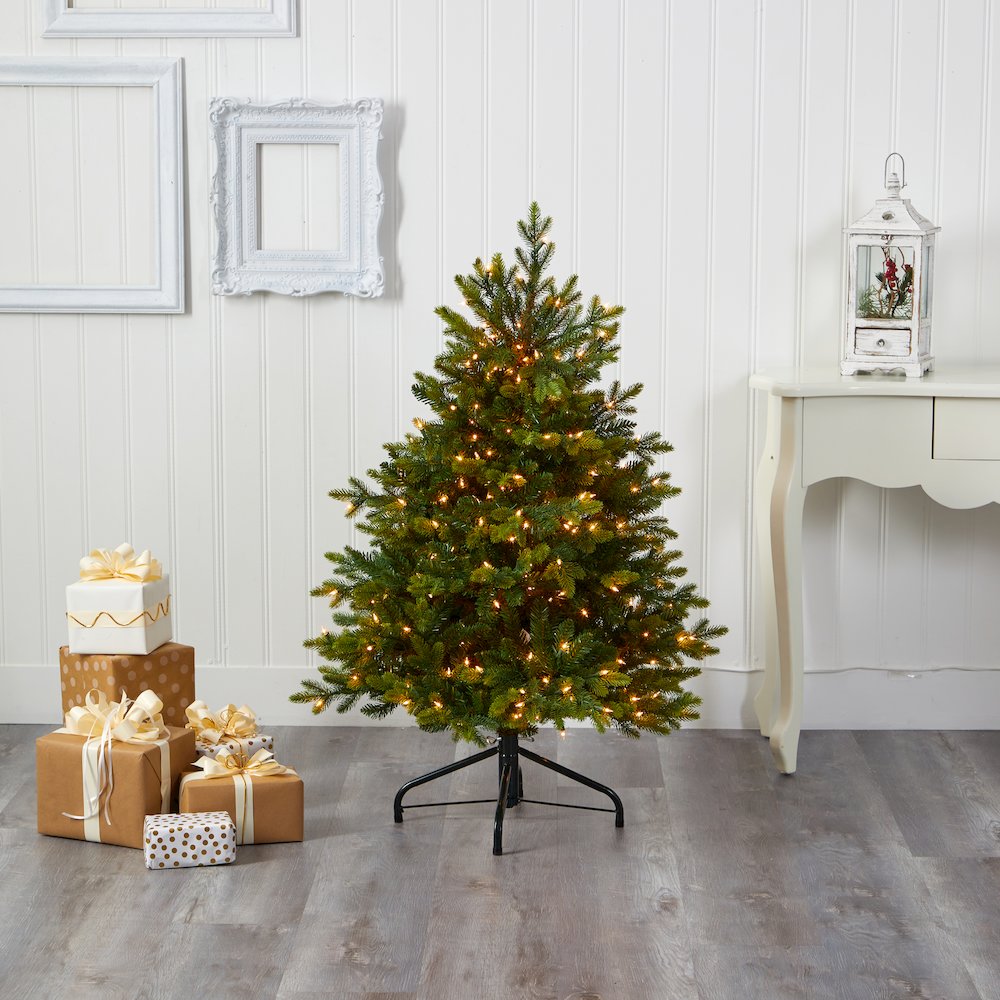 4ft. North Carolina Fir Artificial Christmas Tree with 250 Clear Lights