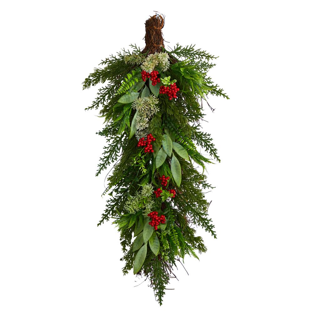 30in. Cedar and Berry Artificial Christmas Swag